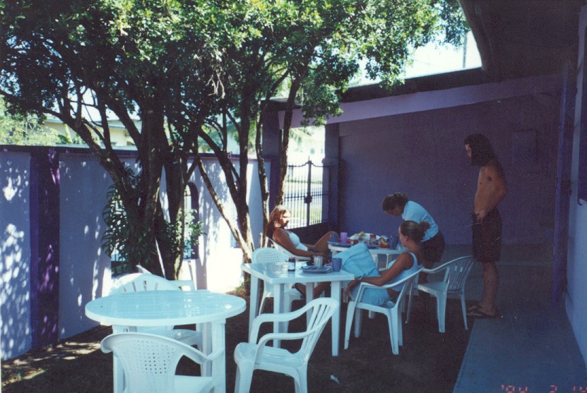 The Purple House International Backpackers Hostel David City, Book The Purple House