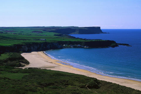 Ireland Travel Guides - Backpackers Hostels in Ireland - Hostels in Ireland - Ireland Hotels