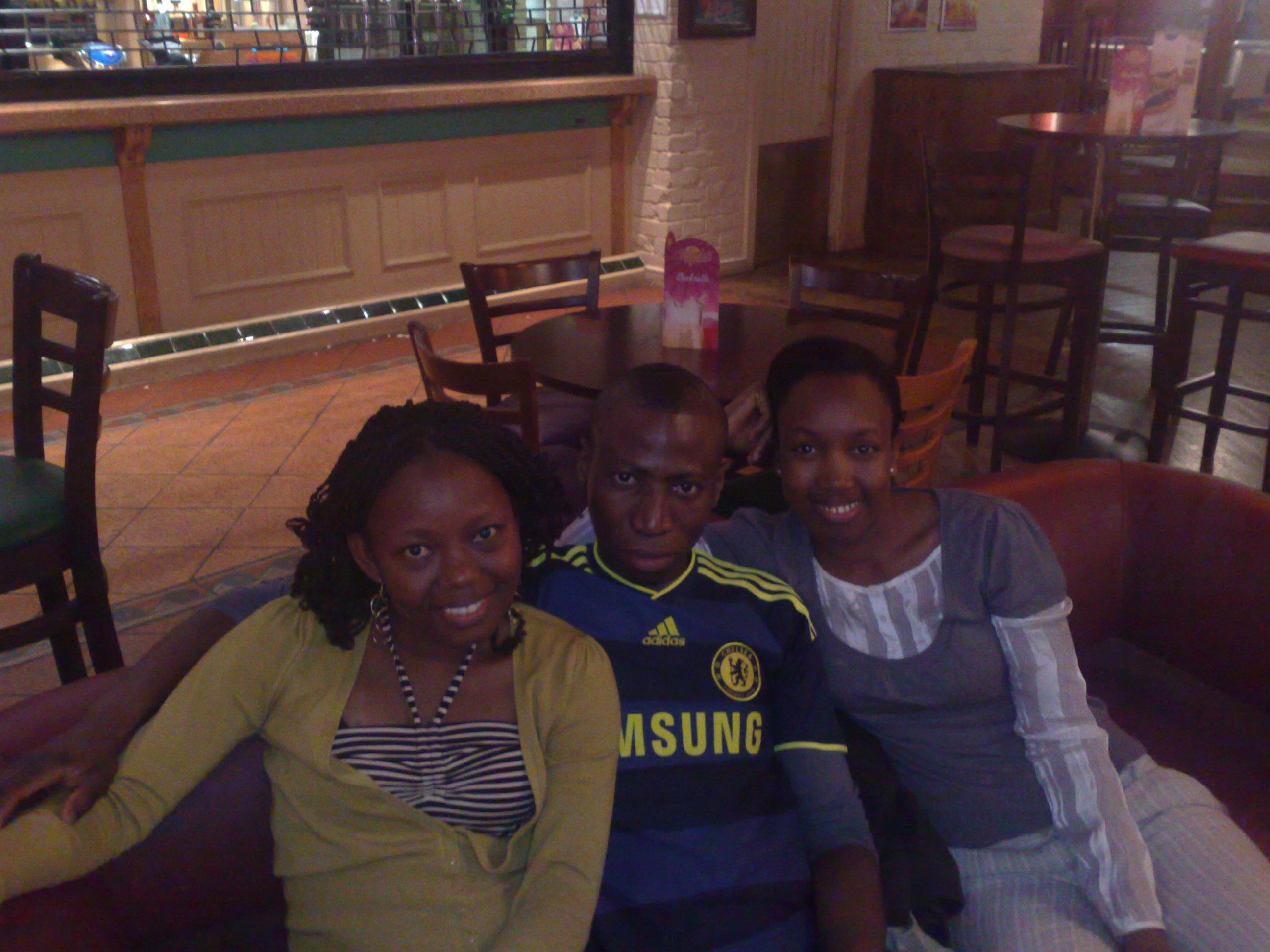 Friend in London - Mariam, Dauca, & Amy - Hostels247 Blog