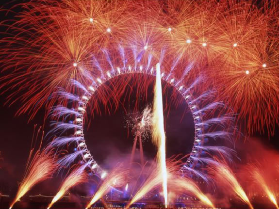 London eye new yesr's eve fireworks display