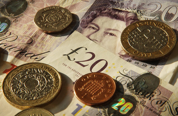 budgeting & saving money tips - hostels247 blog