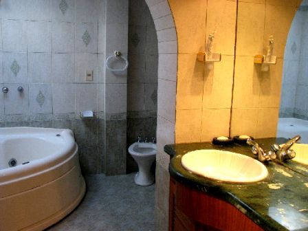 F and F Hostel