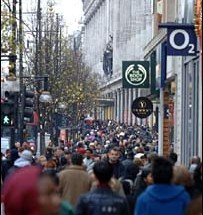London Bargains - Hostels247 Blog - travel Blog - London January Sales -Travel Social Networking - Book Cheap Youth Hostels in London Online - Hostels247.com