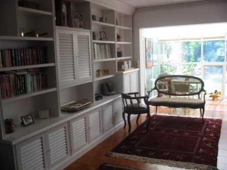 Antonios House