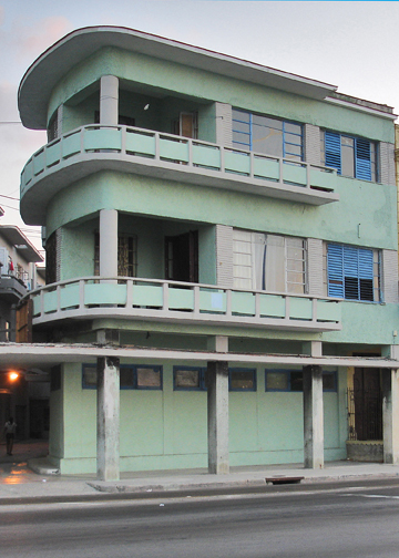 CASA DE CHELY Y ANA LUISA GUESTHOUSE