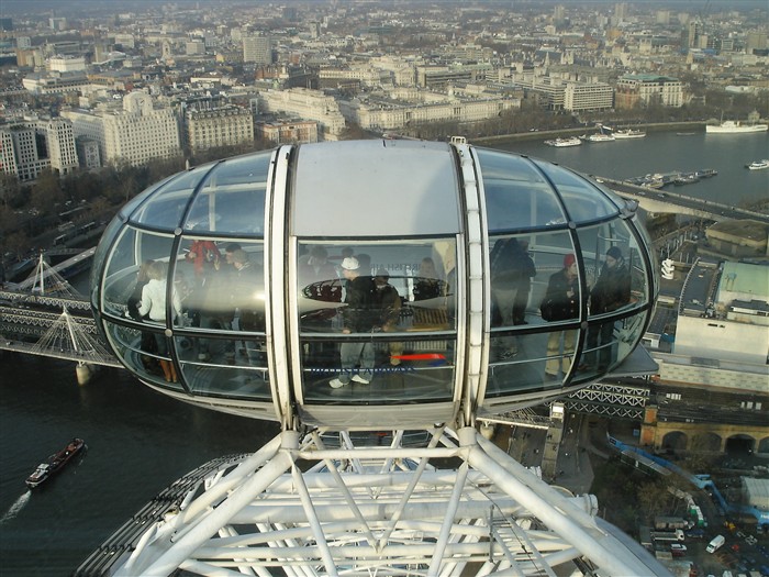 London Blogs - London Tourist Sights - London Travel Blog - Hostels in London - Cheap Youth Hostels in London - Hostels247.com