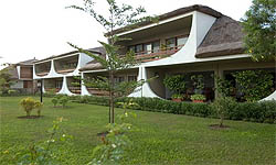 HOTEL CLUB DU LAC TANGANYIKA