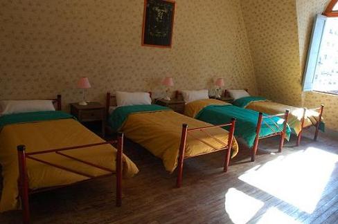 AYRES PORTENOS HOSTEL